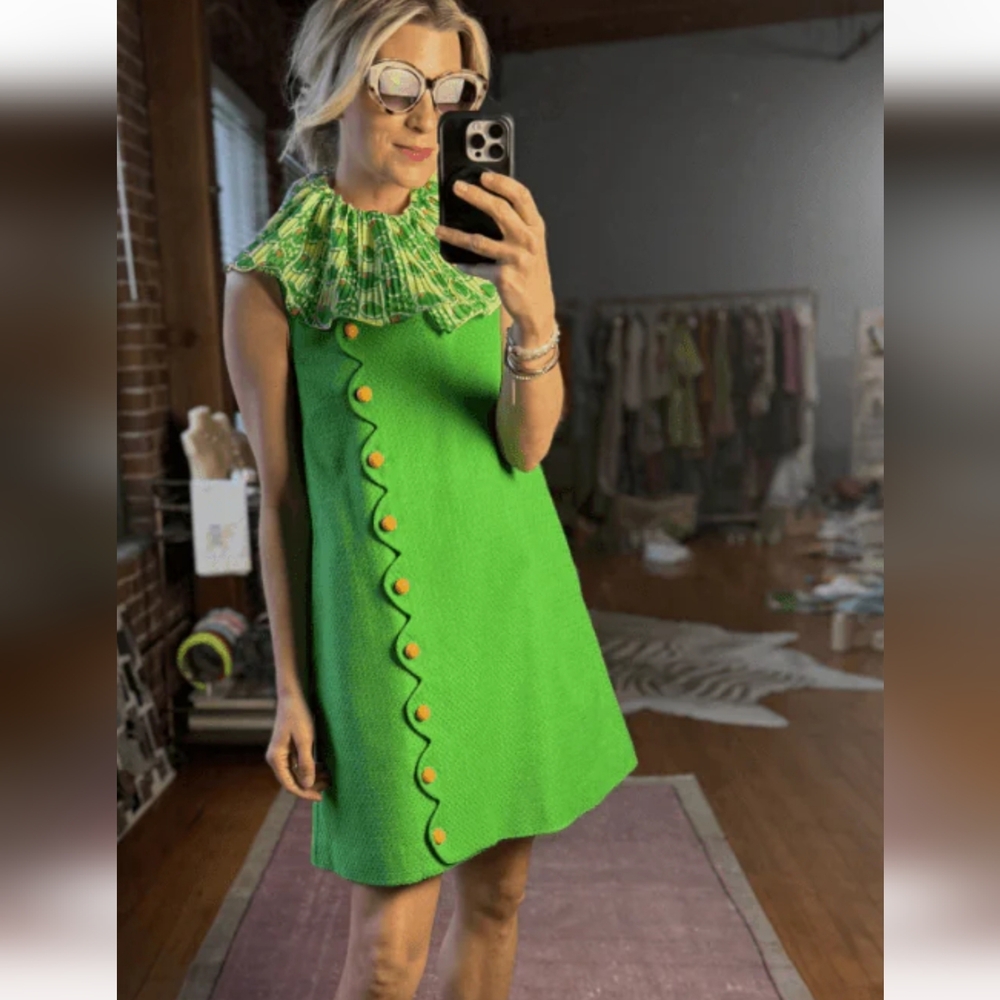Vibrant Green Sleeveless Dress